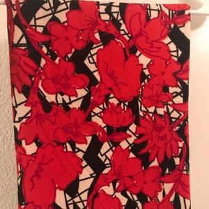 Lularoe Cassie Pencil Skirt NWT Size Medium